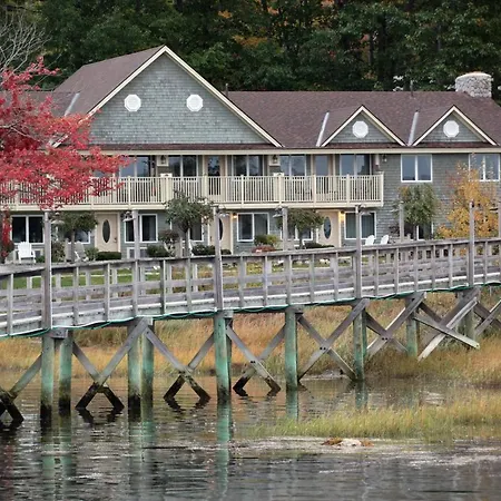 Spacious Riverfront With Balcony Sheepscot Harbour Vacation Cub Studio #211